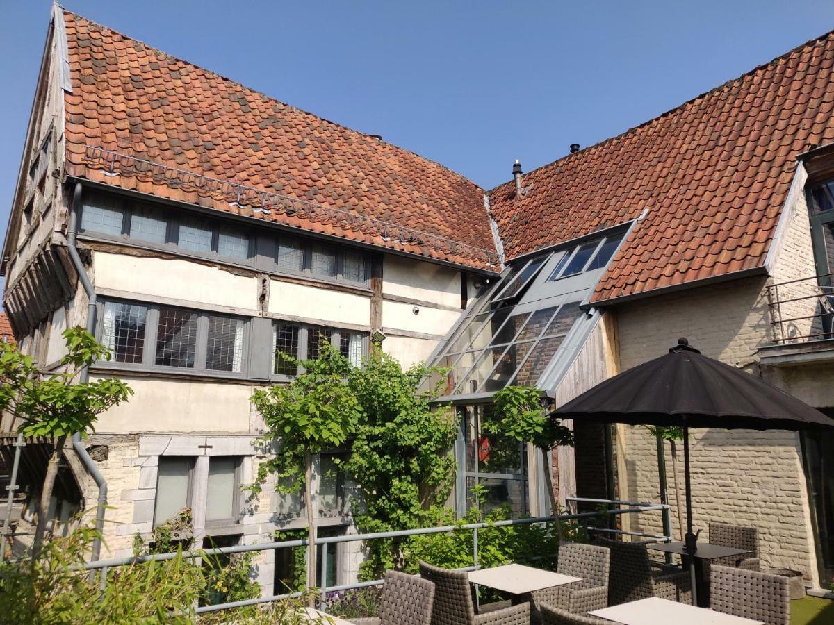 Aparthotel De Beek Anno 1410 Sint-Truiden Exterior photo
